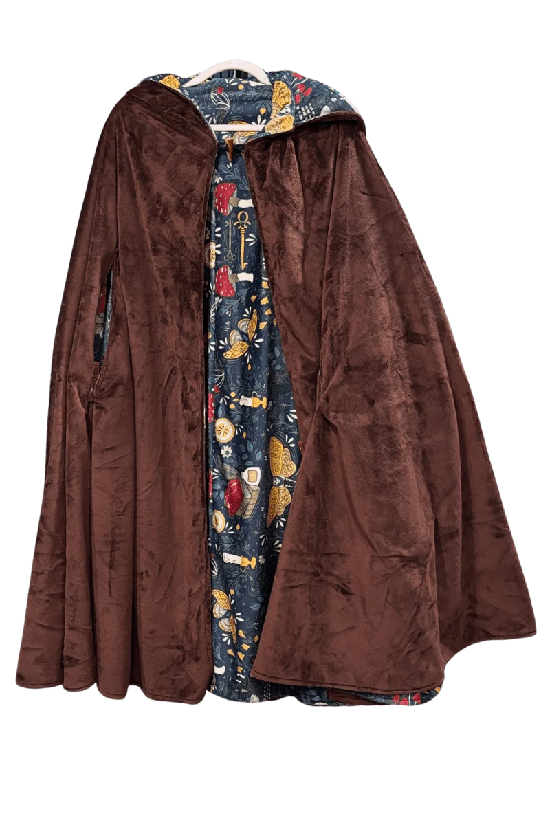 Ready-Made Cloaks - Image 18
